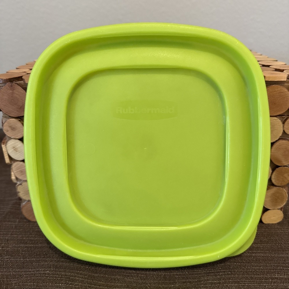 Rubbermaid Bright‎ Spring Green Easy Find 7J64 Replacement Lid Only